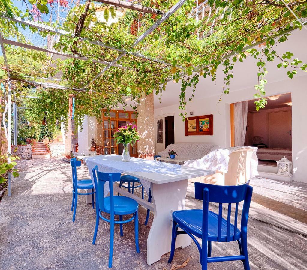 Apartments Mediteraneo Zaboric Luaran gambar